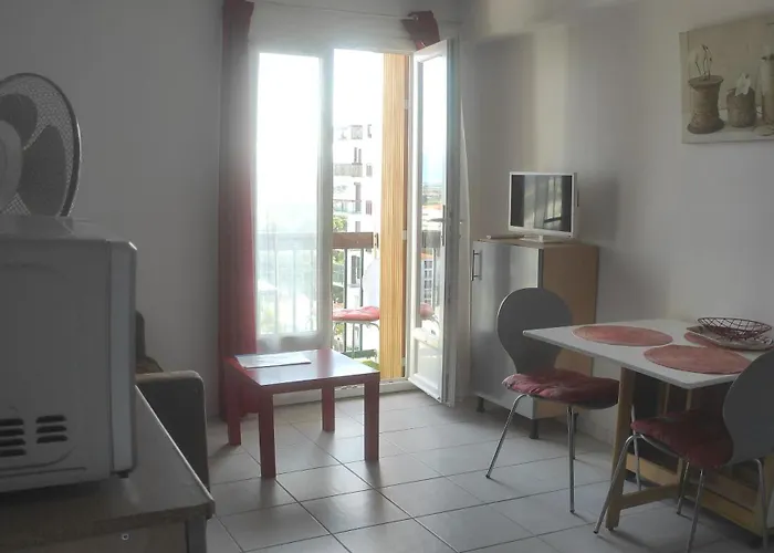 Apartament T2 30m2 Au Calme, Vue Montagnes, Apercu Mer *