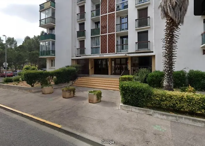 Apartament T2 30m2 Au Calme, Vue Montagnes, Apercu Mer